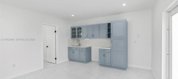 5 bedrooms Villa for sale in Miami, Miami-Dade, Florida, USA № 614303 21