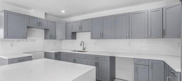 5 bedrooms Villa for sale in Miami, Miami-Dade, Florida, USA № 614303 9
