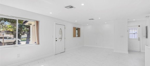 5 bedrooms Villa for sale in Miami, Miami-Dade, Florida, USA № 614303 5