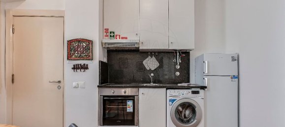 Apartamento de 1 dormitorio en Lisbon, Portugal No. 74361 6