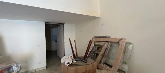 Studio in Catanzaro, Italy No. 90096 3