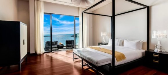 Villa de 5 dormitorios en Naithon Beach, Thailand No. 26030 16