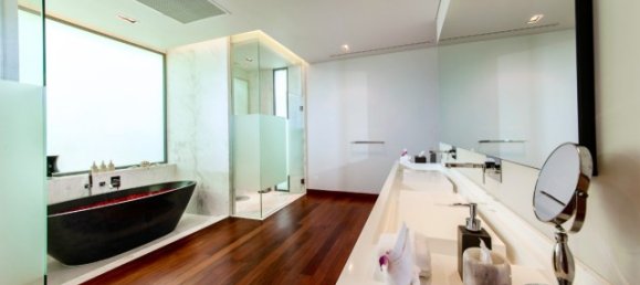 Villa de 5 dormitorios en Naithon Beach, Thailand No. 26030 15