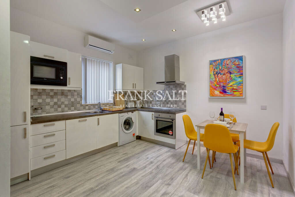 Apartamento de 1 dormitorio en Sliema, Malta No. 8608