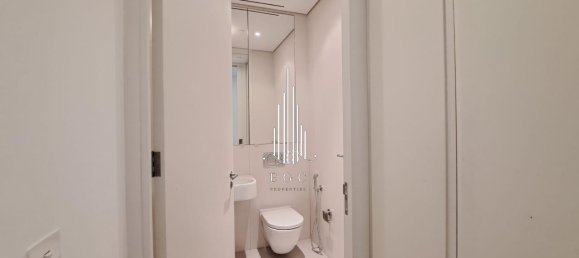 4 bedrooms Apartment in Corniche Road, UAE No. 40120 23