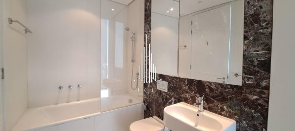 4 bedrooms Apartment in Corniche Road, UAE No. 40120 22