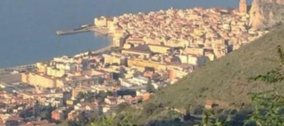 Studio in Cefalù, Italy, Nr. 132475 6