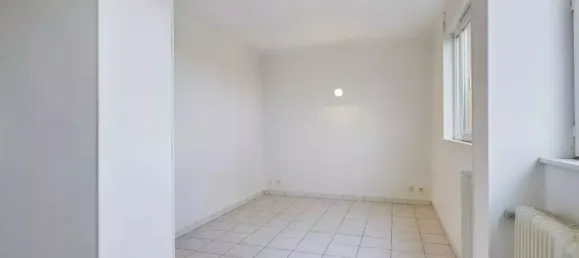 Apartamento de 4 habitaciónes en Romilly-sur-Seine, France No. 47275 29