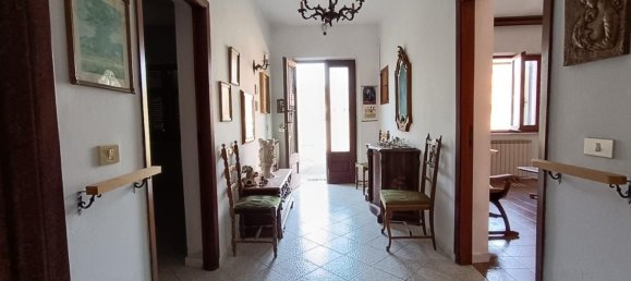 4 rooms House in Luni, Italy No. 146855 10