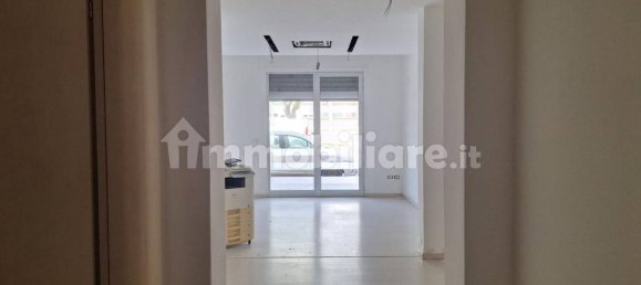 71m² Commercial property in Brindisi, Italy No. 339919 6