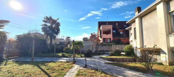6 rooms Villa in San Giorgio su Legnano, Italy No. 36694 6