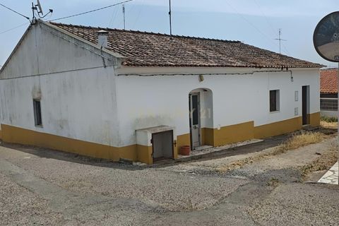  Commercial property in Estremoz, Portugal No. 335028