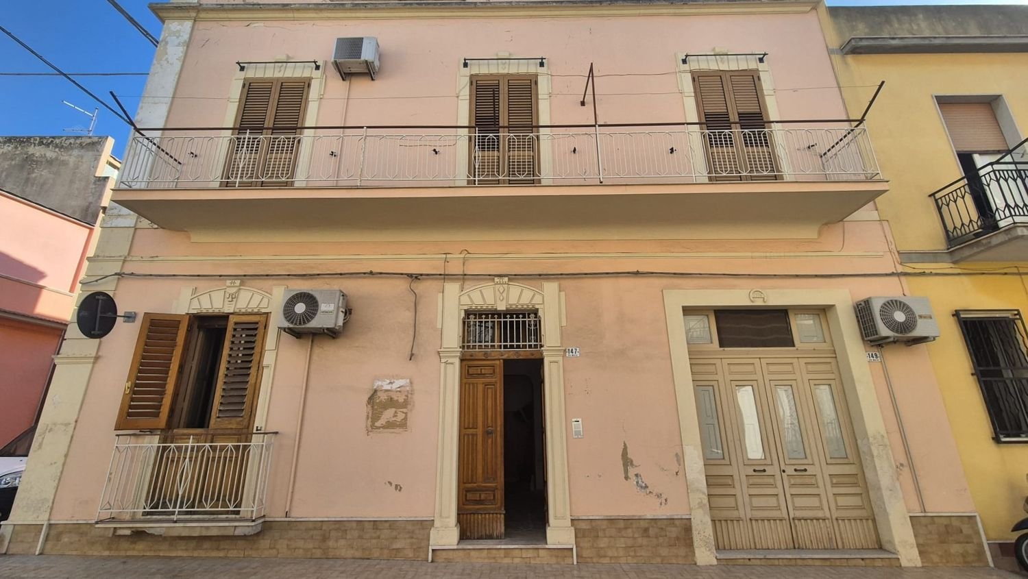 7 rooms House in Avola, Italy No. 281222