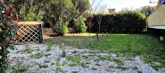 6 rooms Apartment in Rosignano Marittimo, Italy No. 121114 29