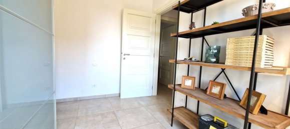 6 rooms Apartment in Rosignano Marittimo, Italy No. 121114 14