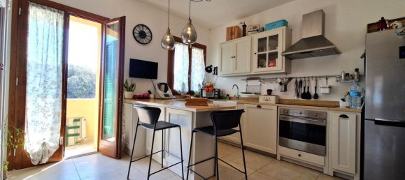 6 rooms Apartment in Rosignano Marittimo, Italy No. 121114 5