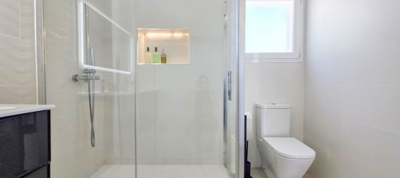 4 chambres Villa à Estepona, Spain No. 134039 24