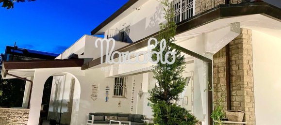 5 غرف نوم فيلا في Forte dei Marmi, Italy رقم 147167 29