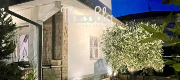 5 غرف نوم فيلا في Forte dei Marmi, Italy رقم 147167 28