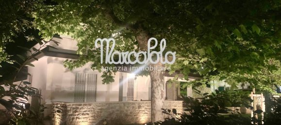 5 غرف نوم فيلا في Forte dei Marmi, Italy رقم 147167 39