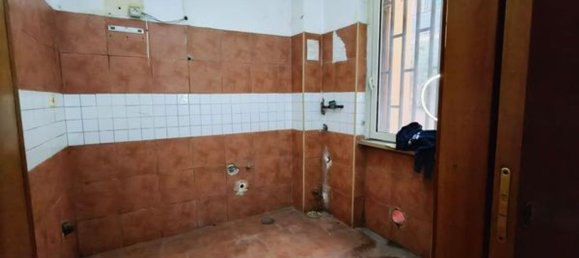 3 bedrooms Apartment in Naples, Italy No. 336337 5