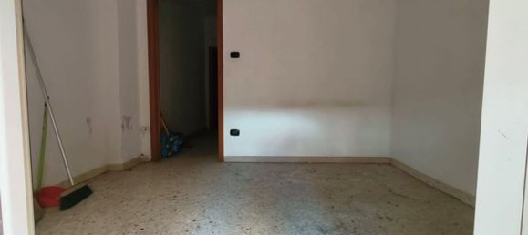 3 bedrooms Apartment in Naples, Italy No. 336337 9