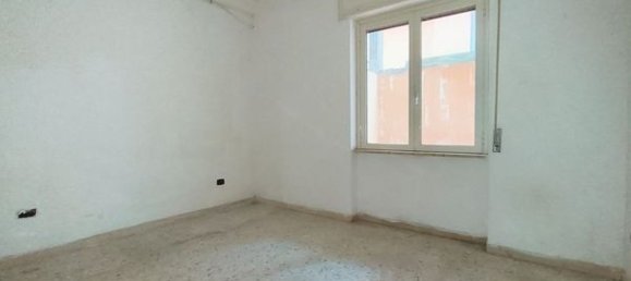 3 bedrooms Apartment in Naples, Italy No. 336337 14