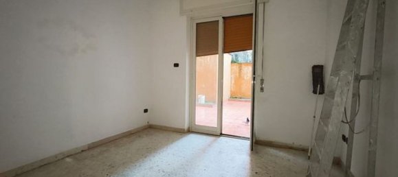 3 bedrooms Apartment in Naples, Italy No. 336337 8
