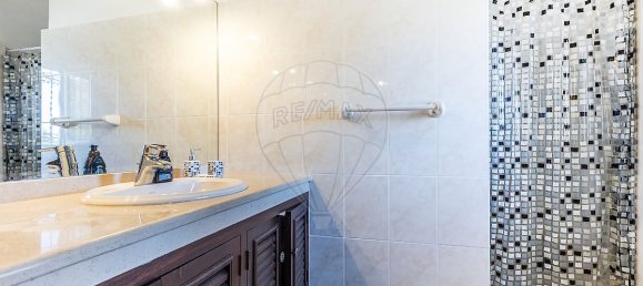 3 bedrooms House in Mexilhoeira Grande, Portugal No. 34163 16