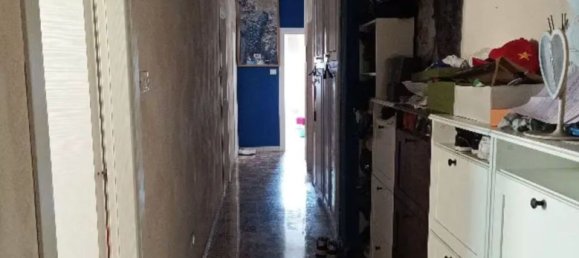 5 bedrooms Apartment in Bologna, Italy No. 330612 3