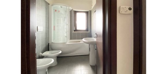 1 bedroom Penthouse in Rome, Italy No. 83994 13