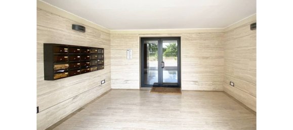 1 bedroom Penthouse in Rome, Italy No. 83994 21