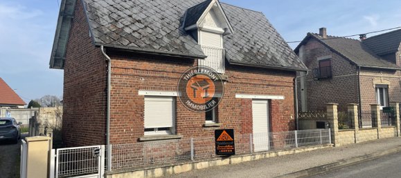 2 bedrooms House in Vendeuil, France No. 79930 2