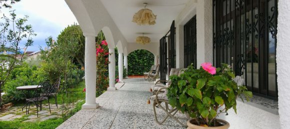 4 bedrooms Villa in Coin, Spain No. 122112 5