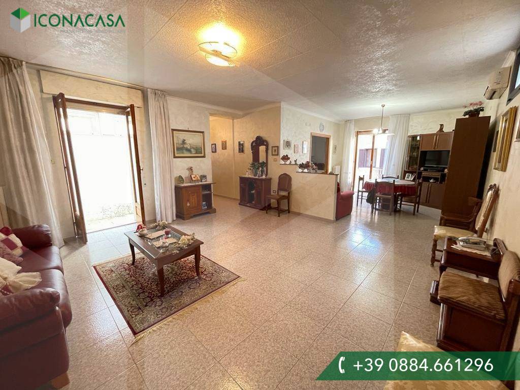 5 rooms Apartment in Manfredonia, Italy No. 23461