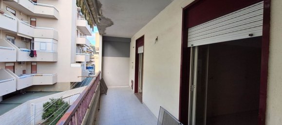 3-salle Appartement à Scaletta Zanclea, Italy No. 47629 19