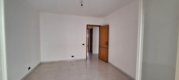3-salle Appartement à Scaletta Zanclea, Italy No. 47629 4