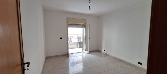 3-salle Appartement à Scaletta Zanclea, Italy No. 47629 14