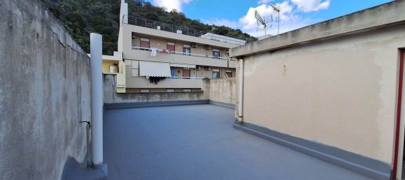 3-salle Appartement à Scaletta Zanclea, Italy No. 47629 26