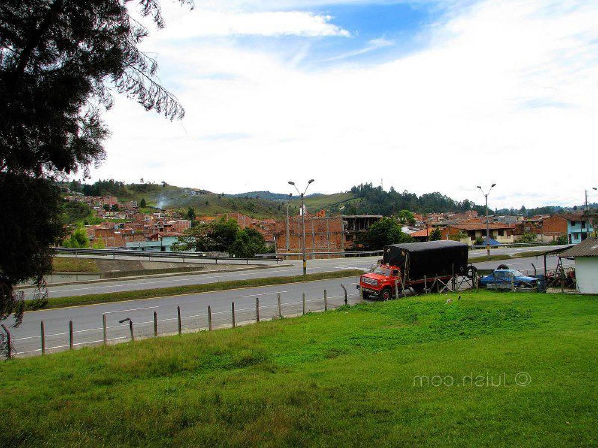  Land in Antioquia, Colombia No. 631