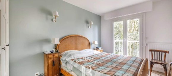 Квартира с 3 спальнями в Версаль, Франция № 161650 10