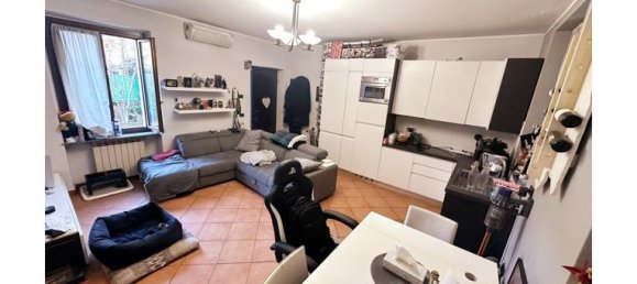 2 rooms Apartment in Legnano, Italy No. 253281 2