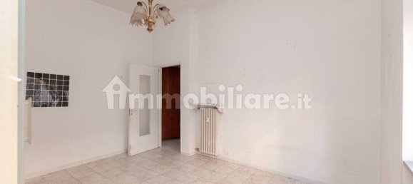 1 bedroom Apartment in Turin, Italy No. 349912 6