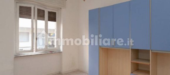 1 bedroom Apartment in Turin, Italy No. 349912 3
