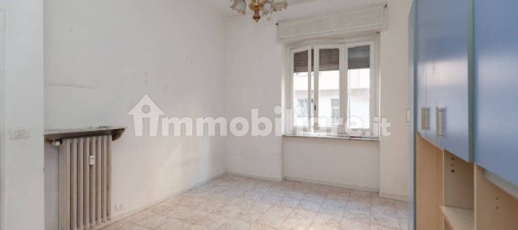 1 bedroom Apartment in Turin, Italy No. 349912 8