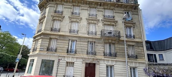 Apartamento de 1 dormitorio en Courbevoie, France No. 164075 11