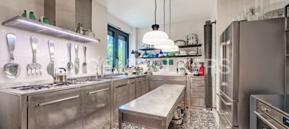 Квартира с 2 спальнями в Милан, Италия № 245603 6