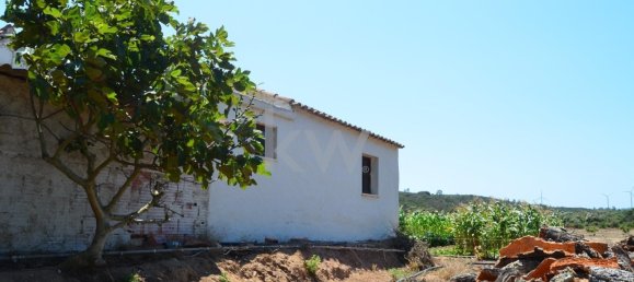 2 bedrooms Land in Budens, Portugal No. 139550 8