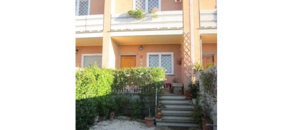 3 bedrooms House in Rome, Italy No. 254060 8