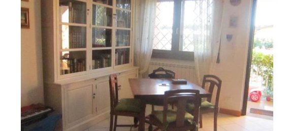 3 bedrooms House in Rome, Italy No. 254060 2